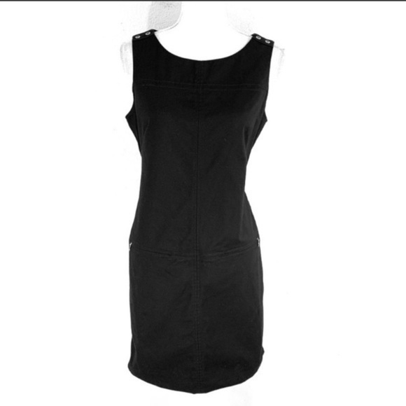 White House Black Market Dresses & Skirts - White House Black Market black drop waist sleeveless shift dress N30